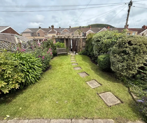 Professional garden makeovers